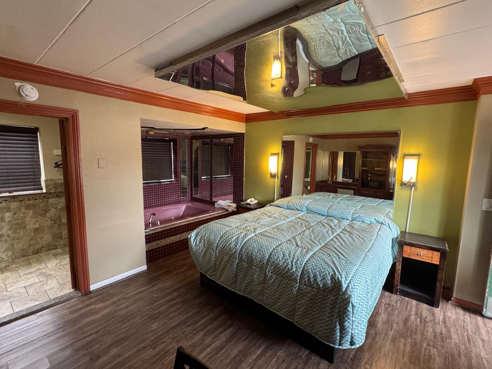 Hotel guestroom
