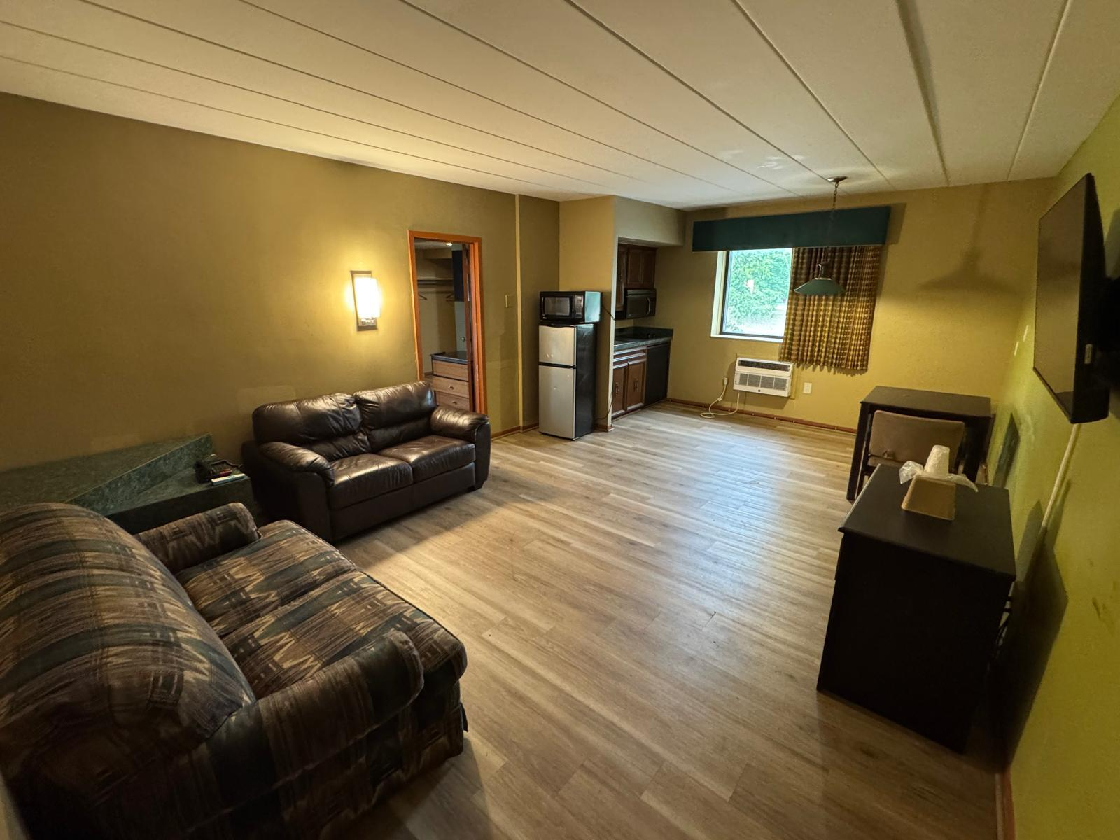 Hotel guestroom
