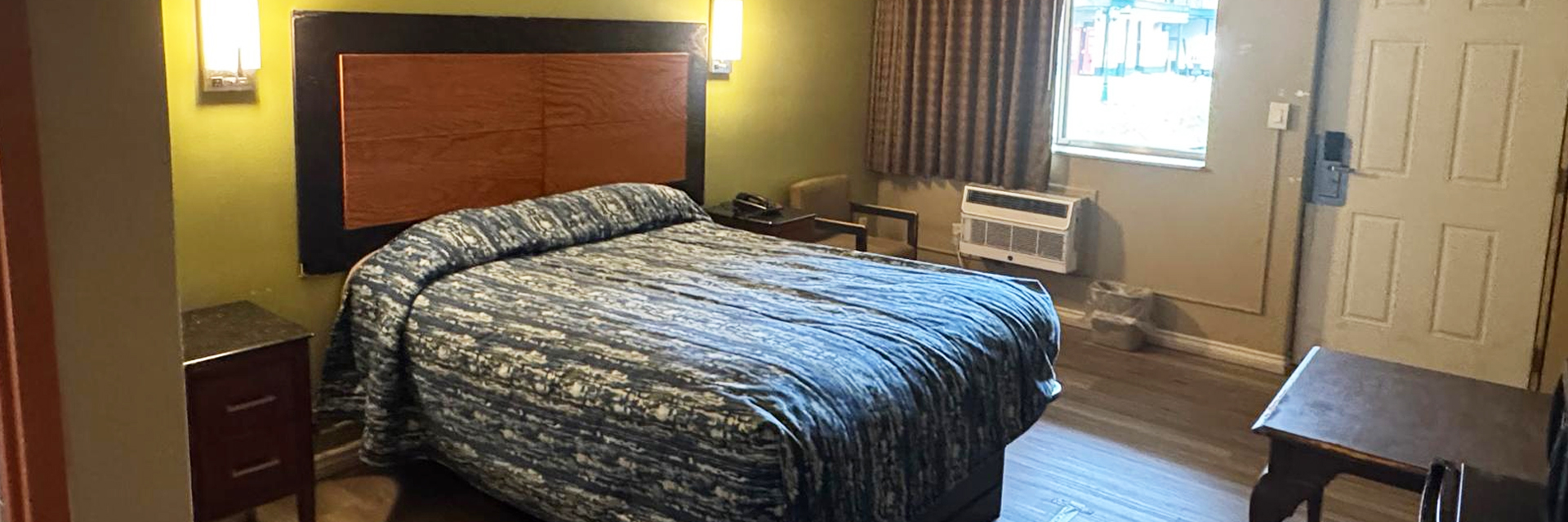 Parkcrest Inn & Suites Amenities